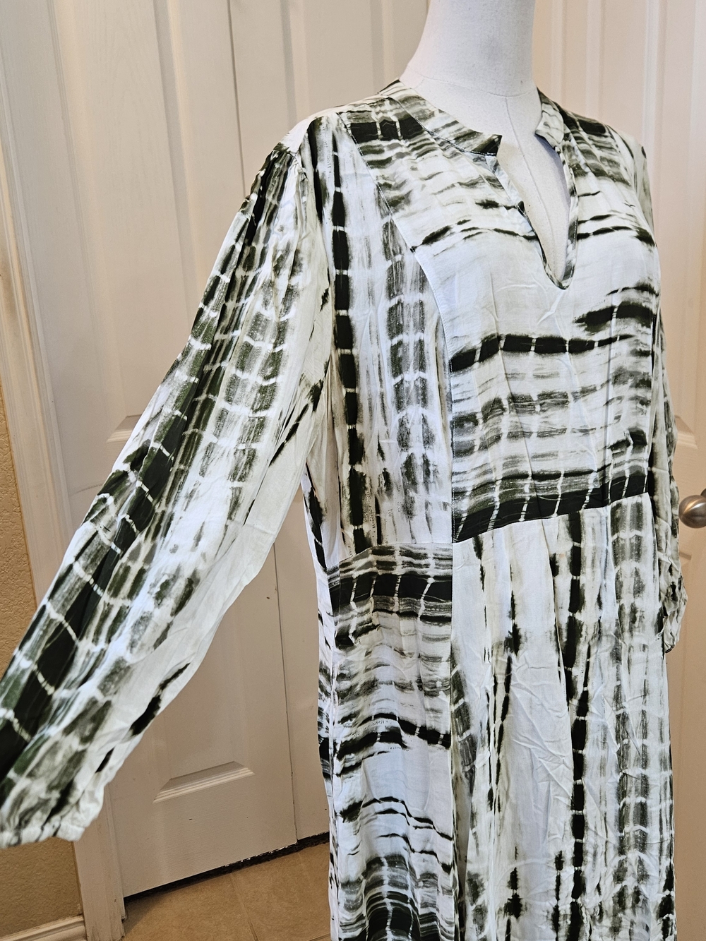 Soft Surroundings Women’s Tie-Dye Maxi Dress – Size Large - Picture 5 of 14